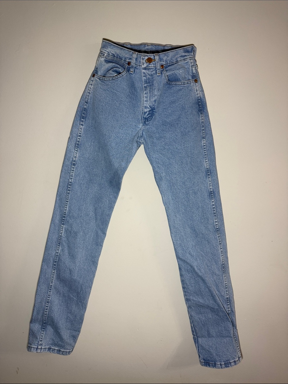 Wrangler Women's Classic Light Blue Straight Jeans